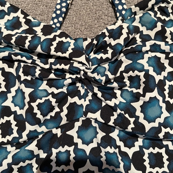 TITLE NINE • Women's Underwire Tankini Size 34DD - Picture 5 of 9